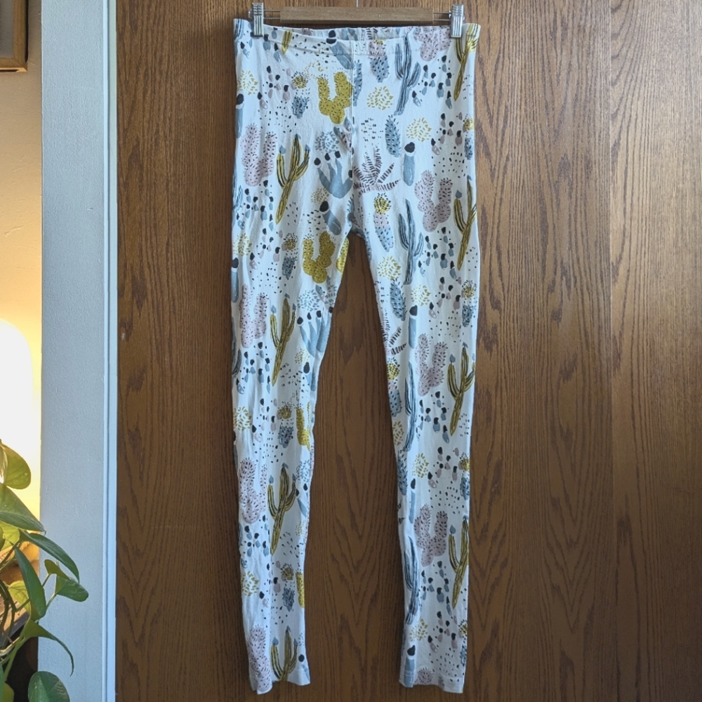 Thief & Bandit leggings made in Canada